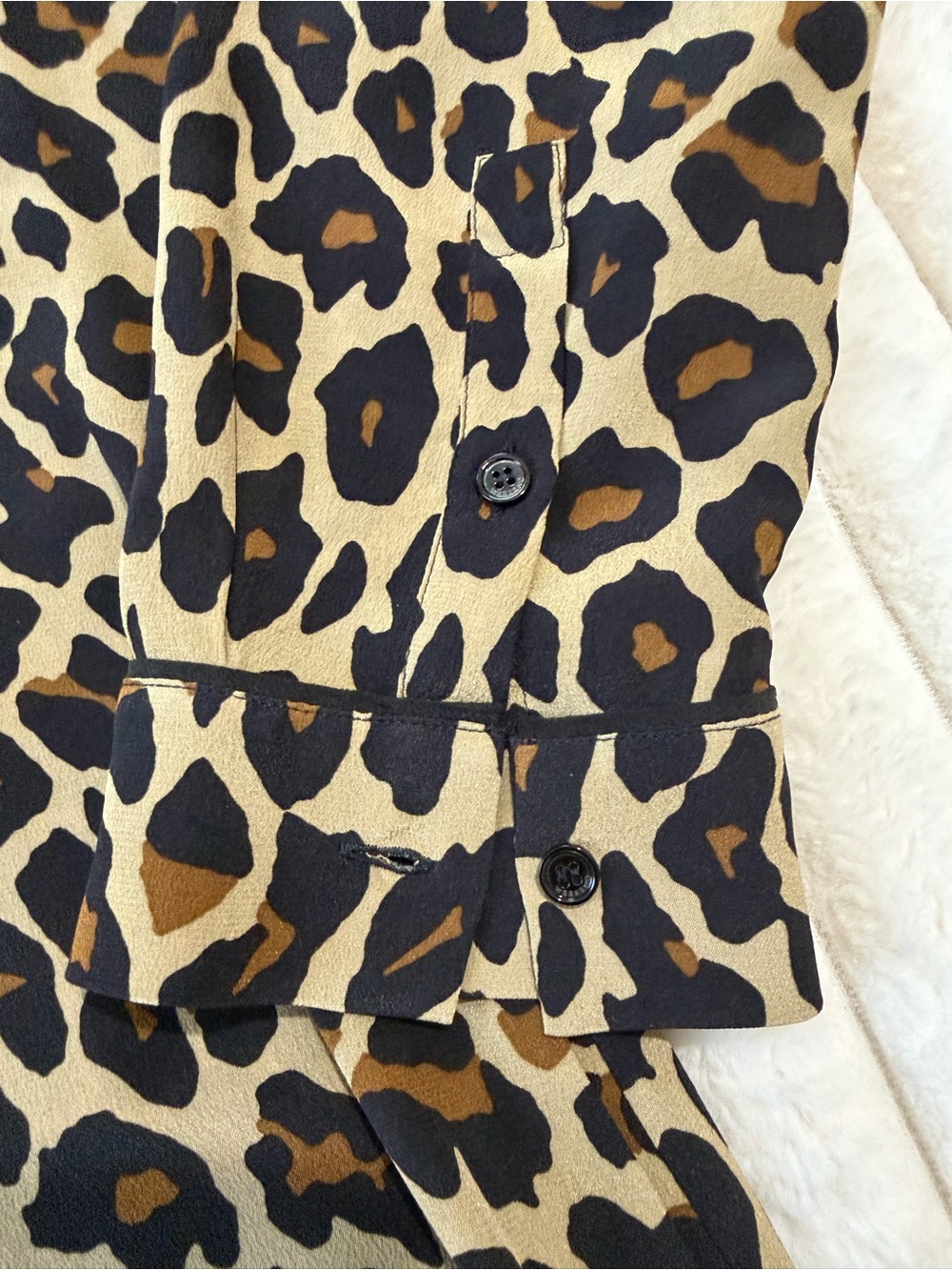 Weekend Max Mara silk Leopard Print Midi Dress in Tan and Black - Picture 3 of 9